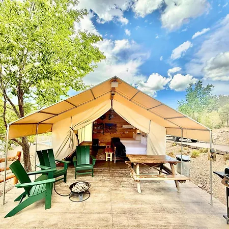 Glamping Tent #4 With Heat Ac And Private Bath Orderville Exterior photo